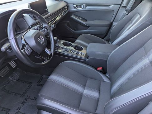 Used 2025 Honda Civic Sport image 23