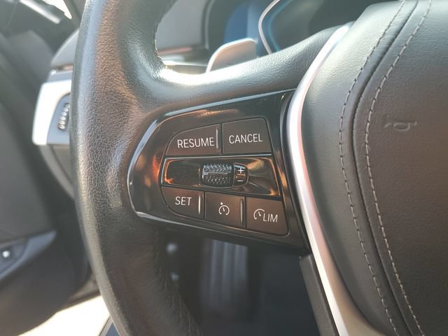Used 2023 BMW 530e RWD image 31
