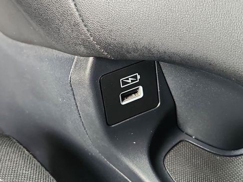 Certified 2023 Honda HR-V LX image 27