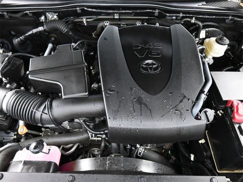 Used 2022 Toyota Tacoma TRD Sport image 20