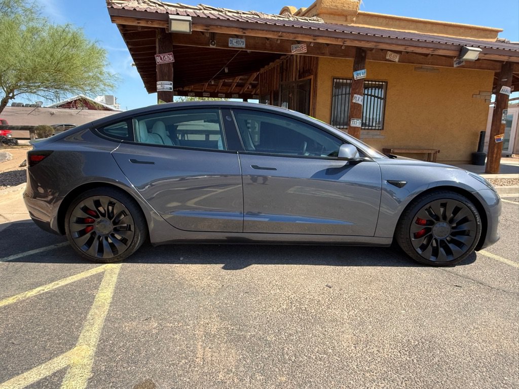 Used 2022 Tesla Model 3 Performance AWD/4WD image 9