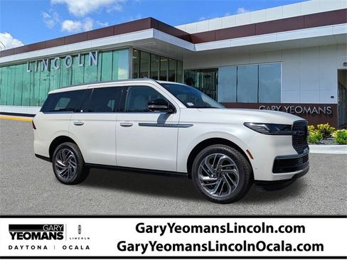 New 2025 Lincoln Navigator Reserve image 1