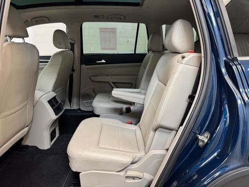 Used 2022 Volkswagen Atlas SE AWD/4WD image 24