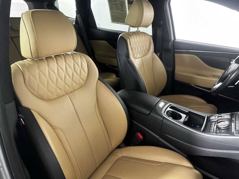 Used 2023 Hyundai Santa Fe Calligraphy image 32