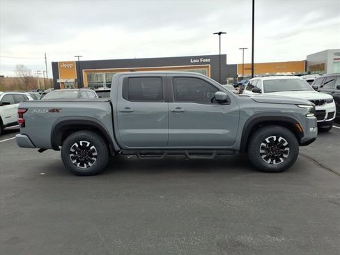 Used 2022 Nissan Frontier PRO-4X w/ Technology Package image 27