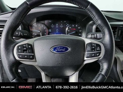Used 2021 Ford Explorer XLT w/ Equipment Group 202A RWD image 8