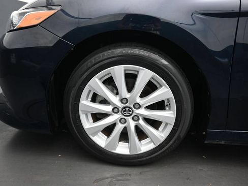 Used 2019 Toyota Camry LE FWD image 47