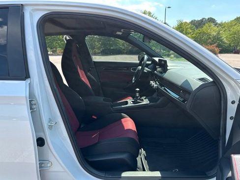 Used 2025 Honda Civic Si image 15