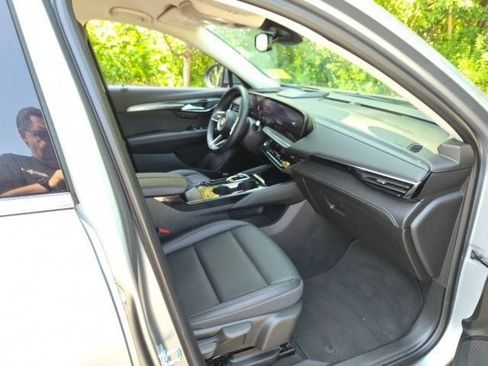Used 2024 Buick Envision Preferred AWD/4WD image 11