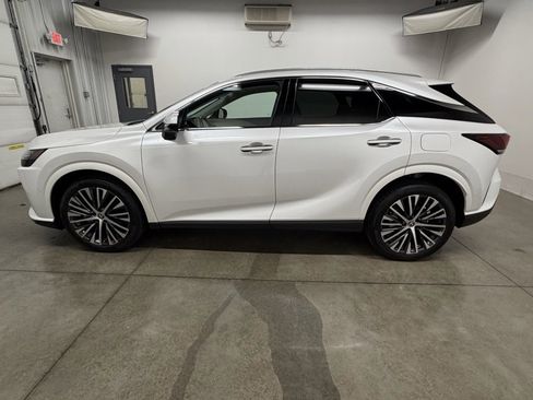 Used 2024 Lexus RX 350 AWD image 5
