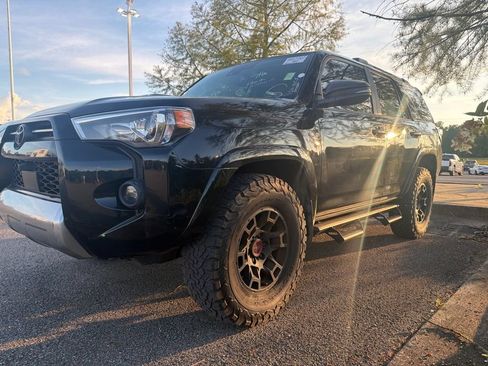 Used 2022 Toyota 4Runner TRD Off-Road Premium w/ TRD Black Wheel Package (TMS) AWD/4WD image 1