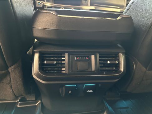 Used 2023 Ford F150 Lariat w/ Equipment Group 502A High image 14