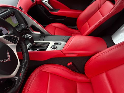 Used 2016 Chevrolet Corvette Z06 w/ 3LZ Preferred Equipment Group image 20