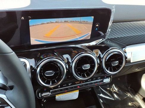 New 2026 Mercedes-Benz GLB 250 image 6