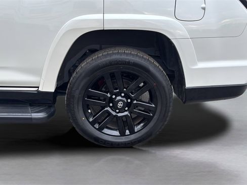 Used 2021 Toyota 4Runner Nightshade image 23