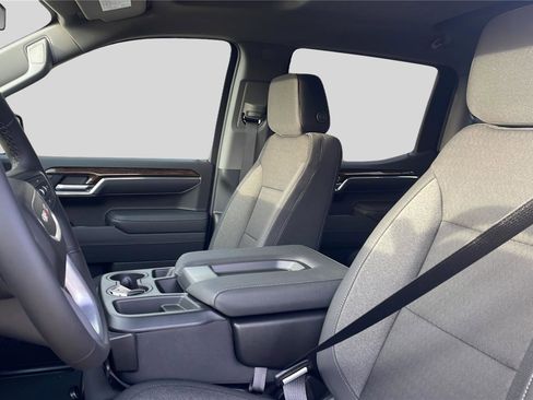 New 2026 GMC Sierra 1500 Elevation image 16