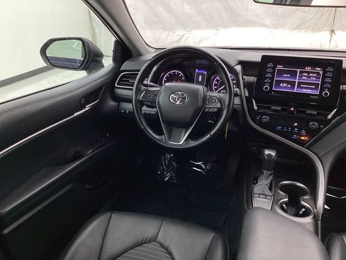 Used 2022 Toyota Camry SE image 29