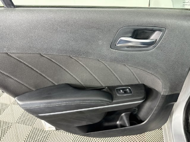 Used 2022 Dodge Charger SXT RWD image 23