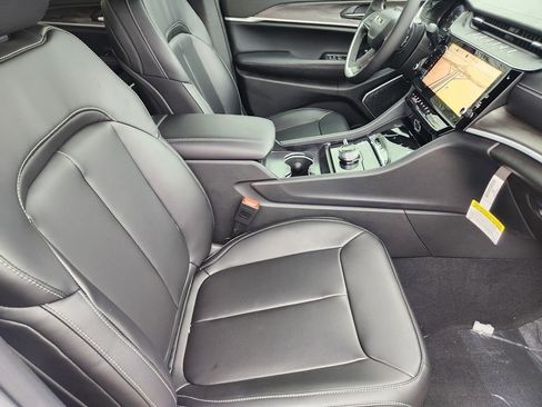 New 2026 Jeep Grand Cherokee Limited AWD/4WD image 10