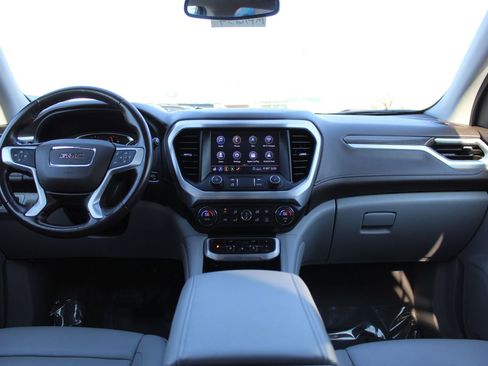Used 2020 GMC Acadia SLT image 10