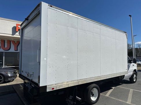 Used 2019 Ford E-450 and Econoline 450 Super Duty w/ Power Windows & Locks Group image 6