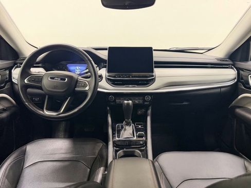 Used 2022 Jeep Compass Limited image 10