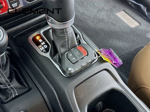 Used 2020 Jeep Gladiator Rubicon w/ Uconnect 4C Nav & Sound Group image 24