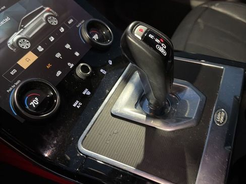 Used 2022 Land Rover Range Rover Evoque SE image 23