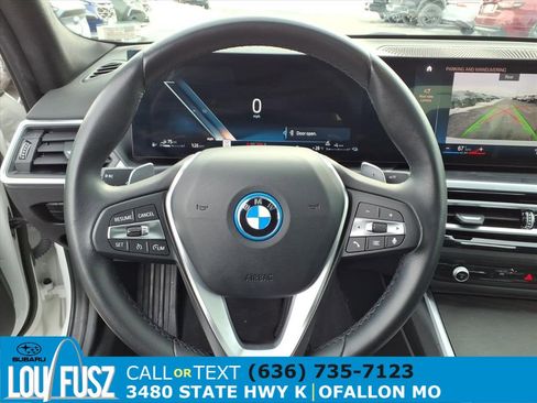 Used 2023 BMW 330e image 18
