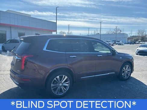 Used 2023 Cadillac XT6 Premium Luxury image 8