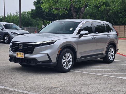 Used 2024 Honda CR-V LX image 7