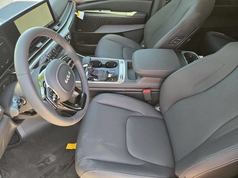 New 2026 Kia Carnival SX Prestige FWD image 10