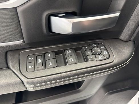 New 2026 RAM 3500 Big Horn AWD/4WD image 16