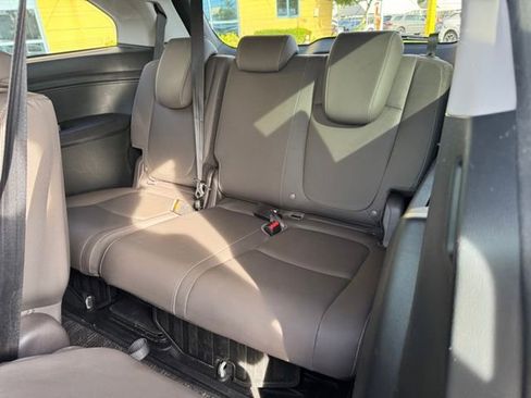 Used 2023 Honda Odyssey EX-L image 13