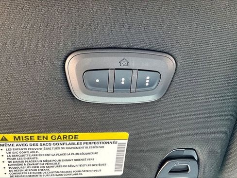 Used 2022 RAM 2500 Laramie w/ Night Edition AWD/4WD image 38