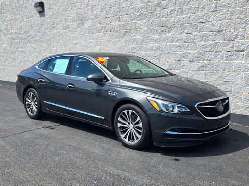 Used 2017 Buick LaCrosse Premium w/ Driver Confidence Package #2 FWD image 7