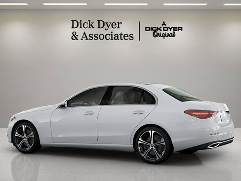 Used 2025 Mercedes-Benz C 300 Sedan image 20