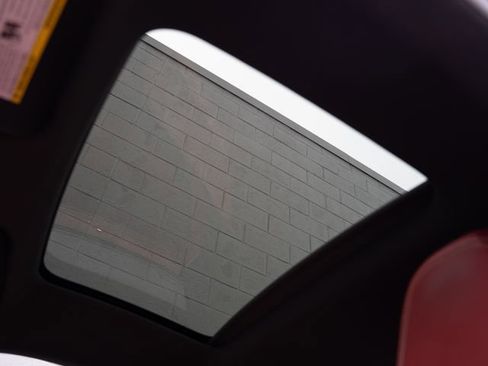 Certified 2022 Porsche 911 Carrera RWD image 32
