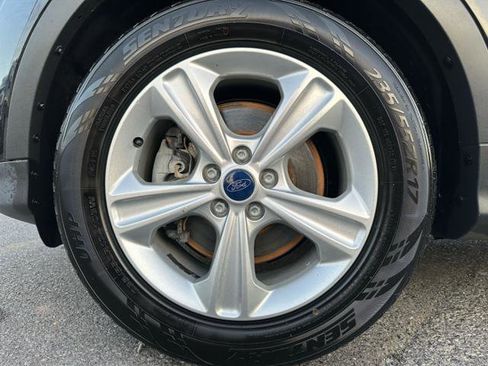 Used 2015 Ford Escape SE image 23