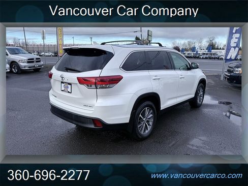 Used 2019 Toyota Highlander XLE image 7