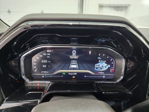 Used 2024 GMC Sierra 2500 SLE w/ SLE Value Package; image 18