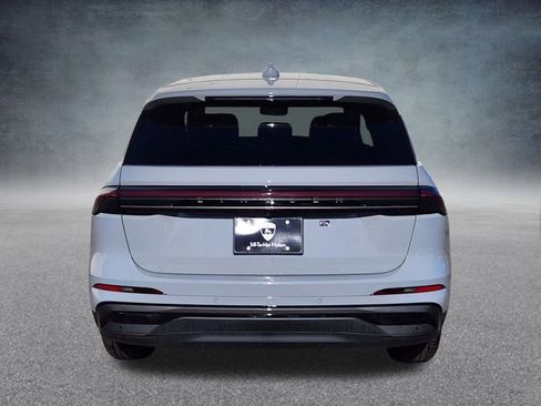 New 2026 Lincoln Nautilus Premier w/ Jet Appearance Package image 6