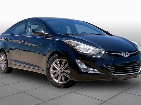 Used 2014 Hyundai Elantra SE w/ Option Group 02 FWD image 4