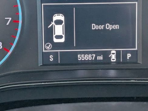 Certified 2017 Chevrolet Cruze Premier w/ RS Package image 16