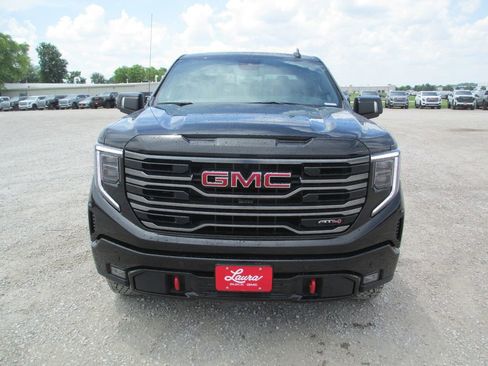 New 2026 GMC Sierra 1500 AT4 w/ AT4 Premium Package AWD/4WD image 13