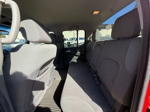 Used 2006 Nissan Frontier SE w/ (P01) Power Pkg image 9