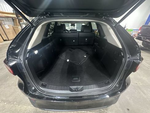 Used 2025 MAZDA CX-70 3.3 Turbo w/ Preferred Package AWD/4WD image 26