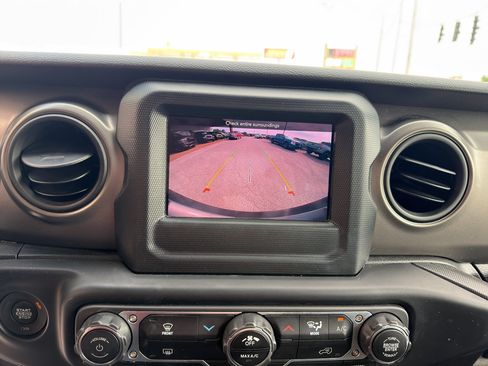 Certified 2022 Jeep Wrangler Unlimited Sport AWD/4WD image 15