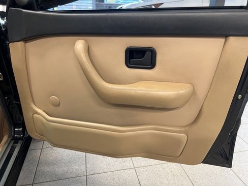 Used 1988 BMW M5 image 14