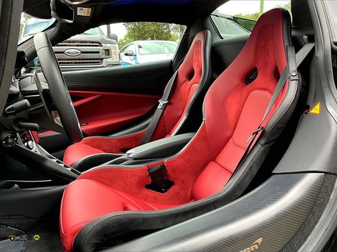 Used 2024 McLaren 750S Spider image 21